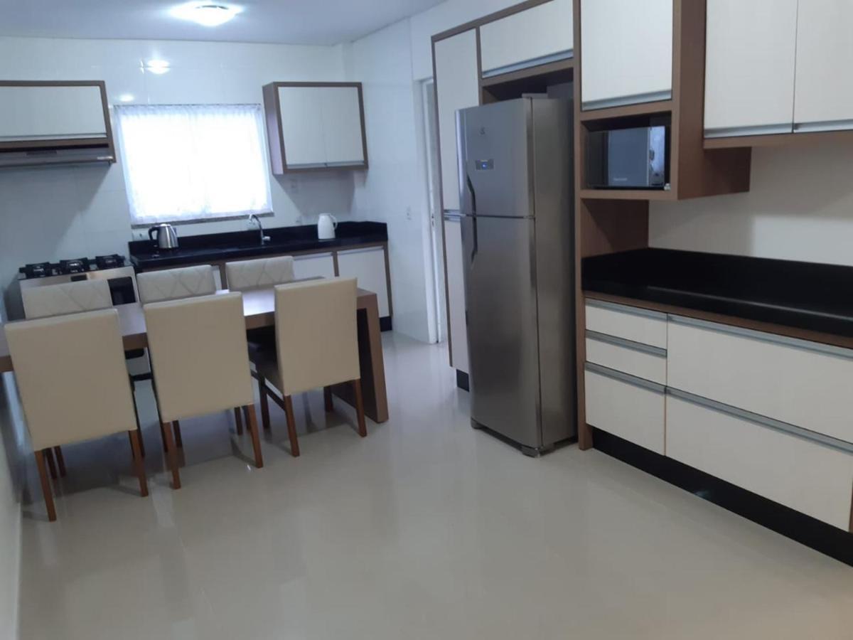 Apartamento 2 Dormitorio Praia De Bombas Bombinhas Extérieur photo